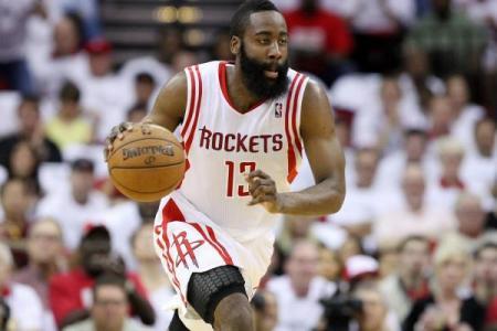 姑且慕容|NBA历史上有没有既拿过得分王，又拿过助攻王的球员？怎么看？