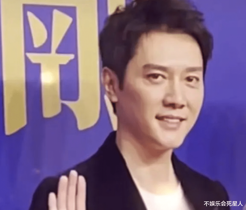 密室大逃脱|冯绍峰离婚后首次亮相，和赵丽颖形成鲜明对比，谁解脱一看便知