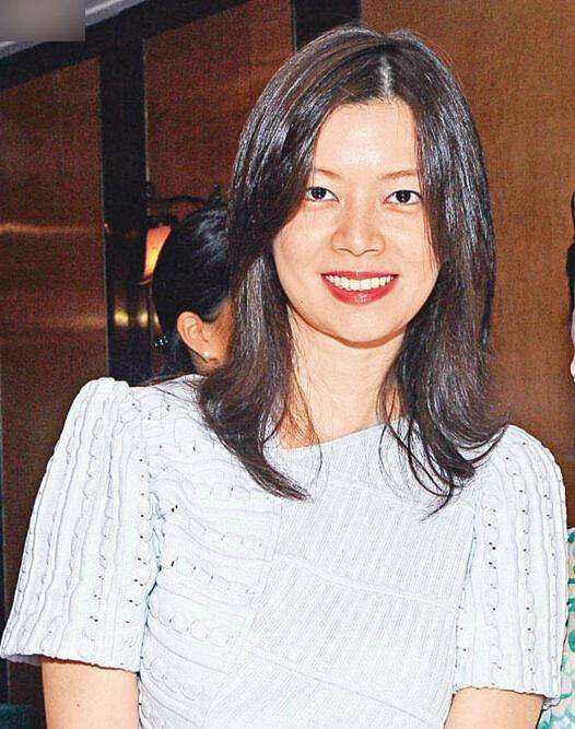 周星驰|前员工受访曝周星驰隐私，星爷可能一直单身但外出需有人陪着睡