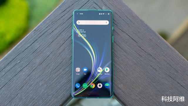 一加科技|从4599元跌至3399元，12GB运存+256GB，发布不到一年无奈加速让路