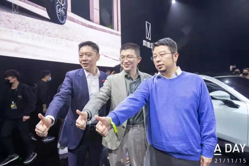 华为|HI×3，tier1×n，海外+1，卖铲人华为无暇造车