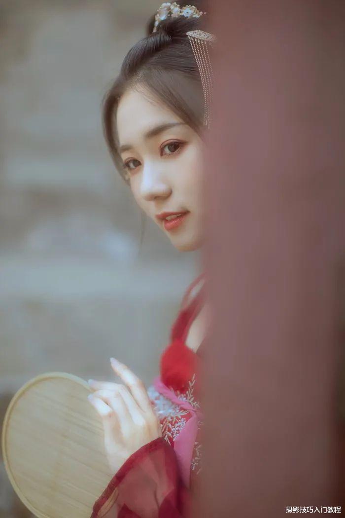 拍照技巧：古风人像怎么拍才能更有风韵？