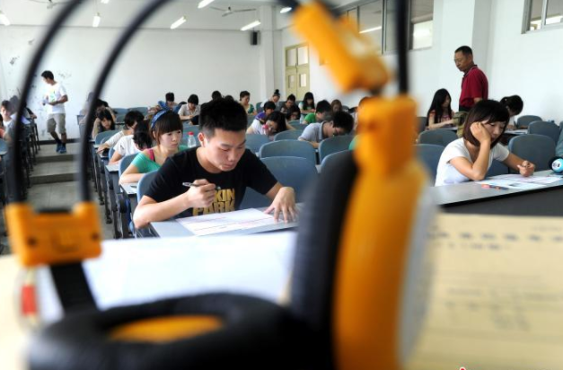 大学生|校园招聘会的“加分项”,却是大学生不以为然的东西,看完很后悔