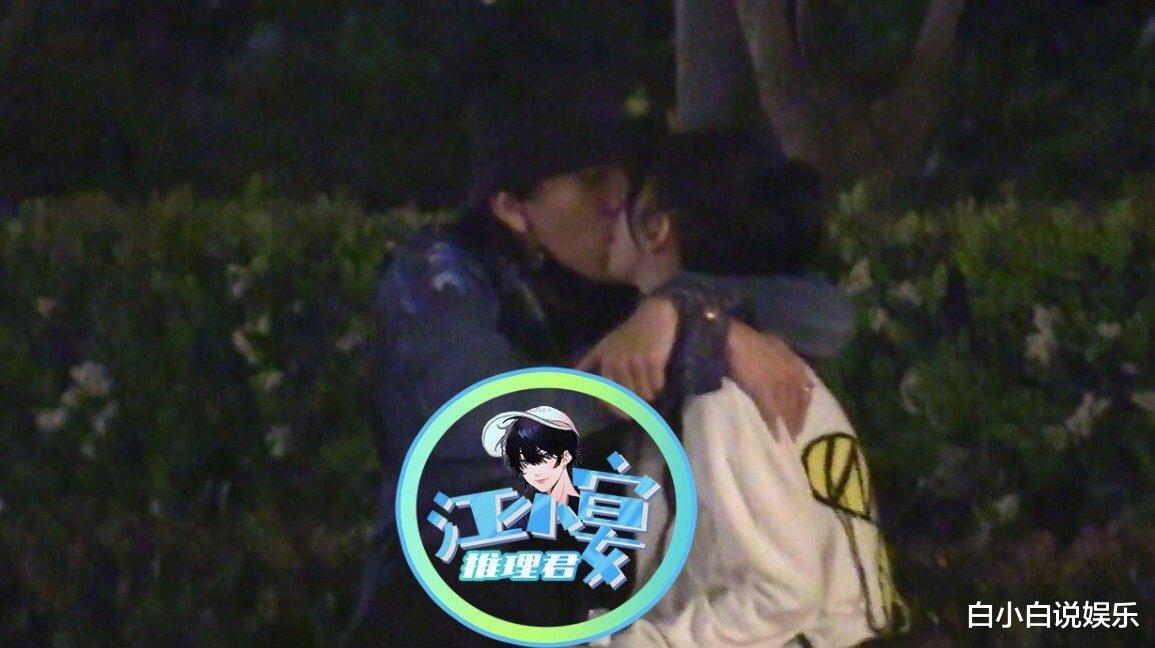 王大陆|醉酒拥吻被拍不久，蔡卓宜王大陆又一同在雍和宫游玩，恋情实锤