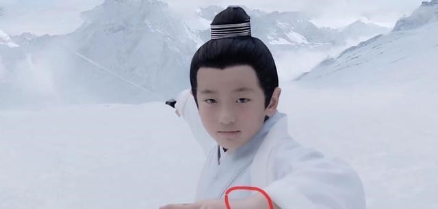 山河令：鄧寬的兒子就是曹蔚寧的轉世，他手腕上有紅線手鏈的胎記-圖2