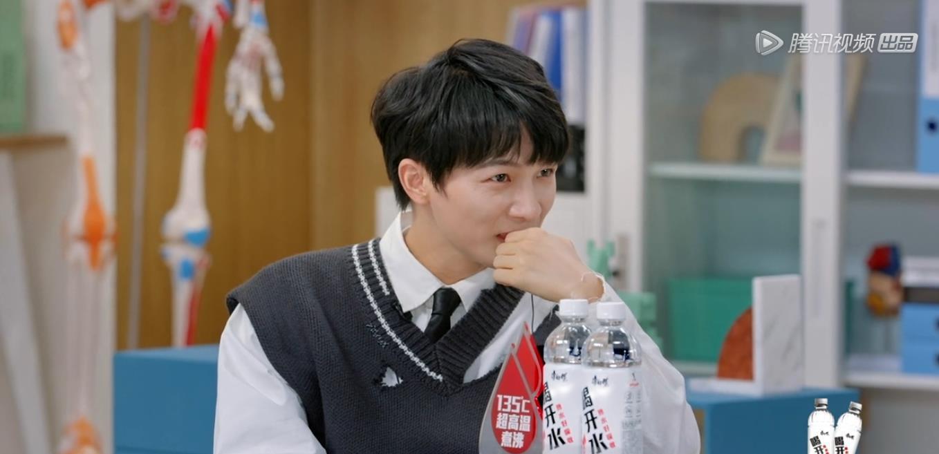 周深|《心动的offer3》病人主动放弃抢救，直戳观众内心，周深当场泪目