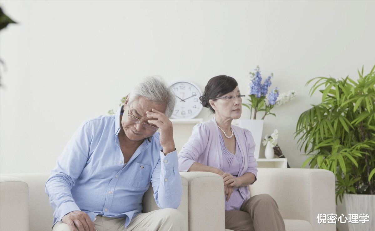 倪密心理学 60岁大妈哭诉:嫁给一个凤凰男丈夫,开始很满意,后面很痛苦