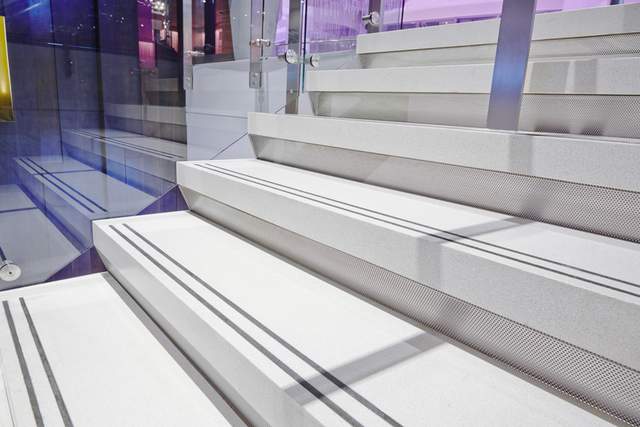 水磨石地面包工包料多少钱一平方?今天就给你答案