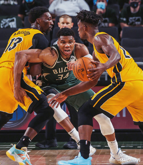 雄鹿队|狂轰46分！字母哥大爆发，巴特勒被防死，热火崩盘了，雄鹿创纪录