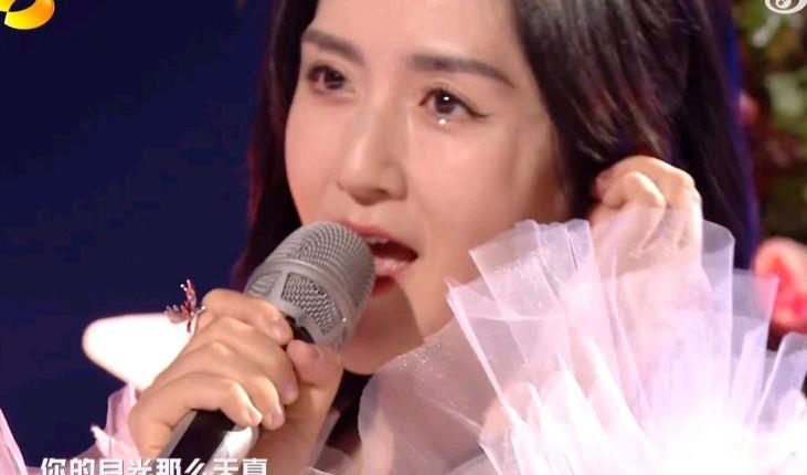 芒果台|2022年芒果台跨年演唱会,最大的彩蛋留到了最后,瞬间泪奔