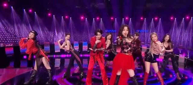 关晓彤|818晚会一言难尽，怎么做到难看的那么难看，好看的又特好看的？