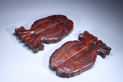 |黄花梨木雕·双鱼纹香盒