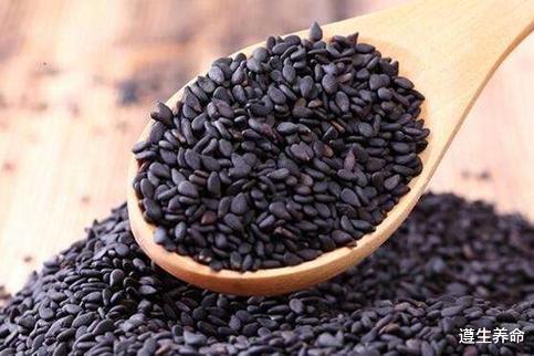 大脑|男性肾功能下降时,身体三个部位会大汗淋漓