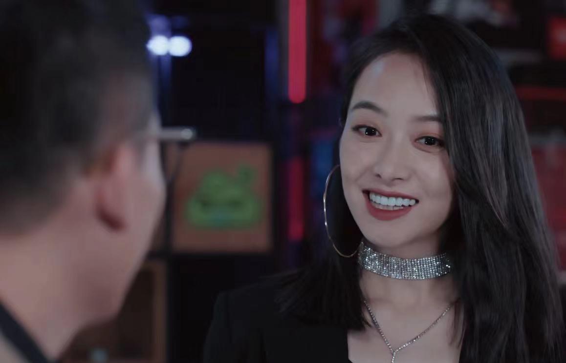MARRY|《陌生的恋人》评论两极分化，悬疑氛围浓郁，导演炫技有点懵圈