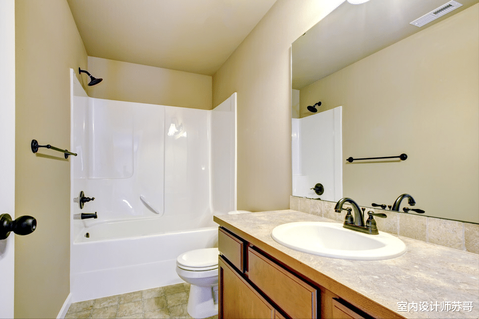 无论卫生间大小，这4个“实打实”的设计，越住越舒心