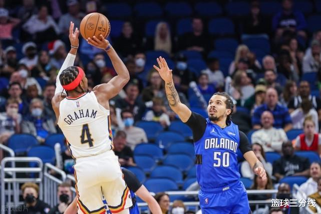 鵜鶘隊|三人得分超20，奧爾良鵜鶘再度看到了殺進季后賽的希望。