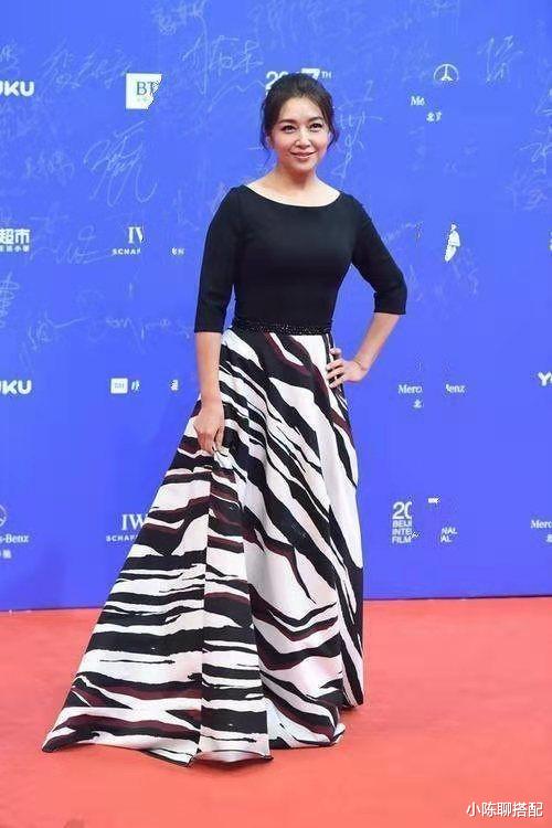 张天爱|看了53岁的江珊，才明白：丰腴美人，才是娱乐圈真绝色！