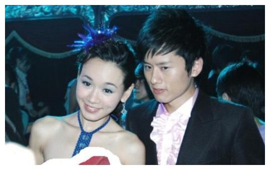 张杰|暗讽张杰靠女人上位，谢娜遭段曦扇耳光，薛之谦不上快本另有原因