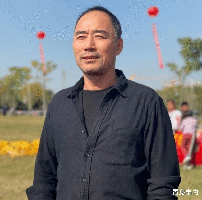 庞麦郎|5位昙花一现的歌手，有人一首歌入账1.7亿，有人大梦一场后疯了