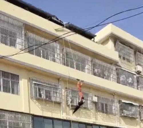 姚策|陈建军姚策离世，陈妈妈许妈妈的悲伤不忍直视，杜妈妈最淡定