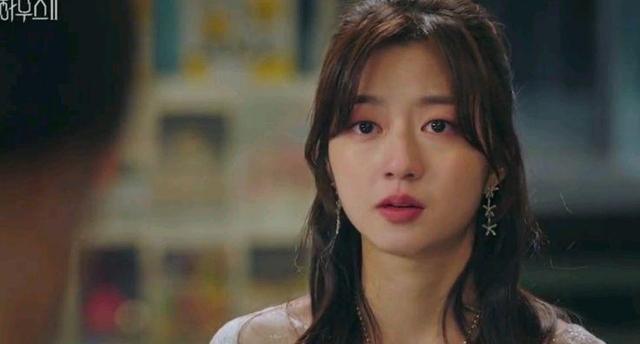 闵雪雅|又被剧情吊打：《顶楼2》第5集，眼花缭乱的争斗中，她成了闵雪雅