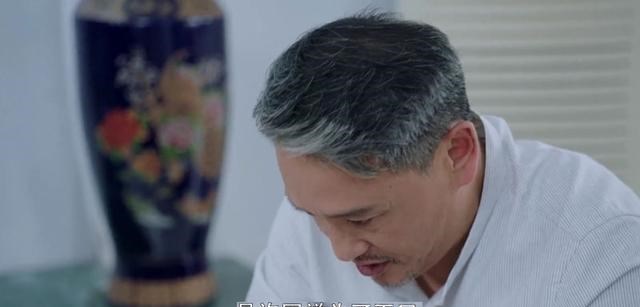 瑞泽说教 乌鸦小姐：唐父说出车祸真相，交出证据，姜小宁内疚，却埋下隐患