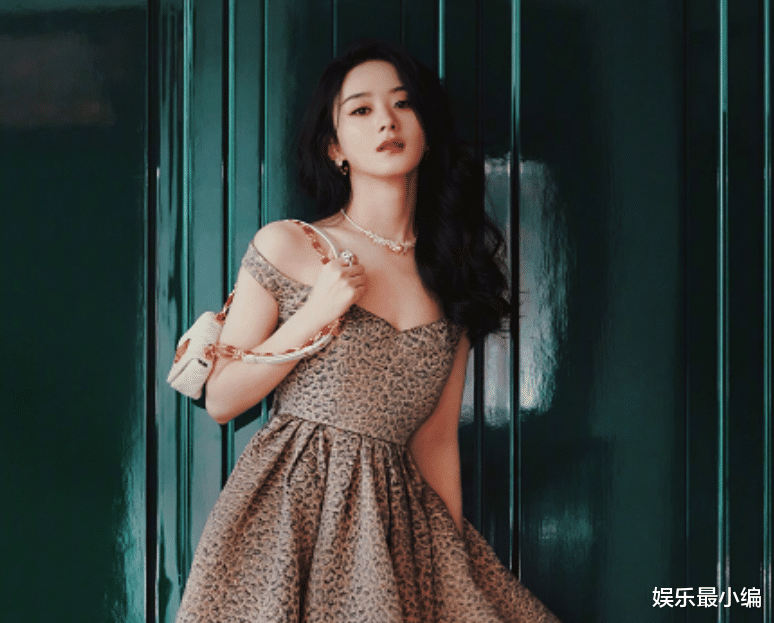 赵丽颖|赵丽颖呼吁冷静发言，靠剧起来的她也被剧拖垮，明星约束力很重要