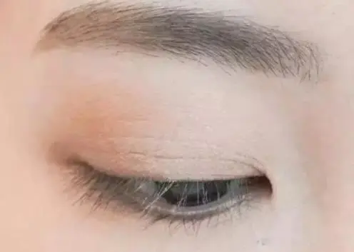 眼妆|分享3款非常简单的眼妆知识,帮你避开化妆雷区