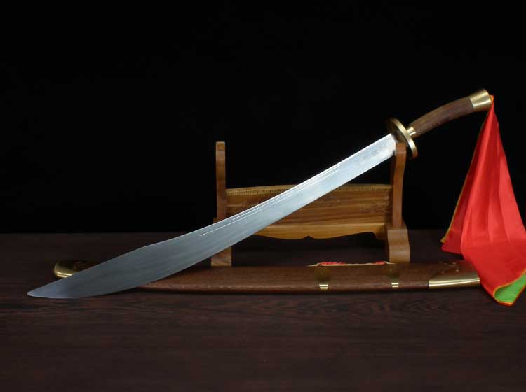 水逆晋升功臣|中国民间故事:宝刀在手