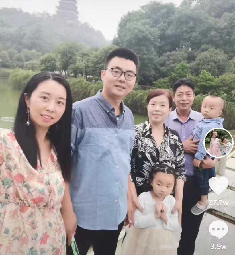 子莘情感屋|小熊的哭VS小田的笑,不同心境下的价值观呈现,她的福气早已注定