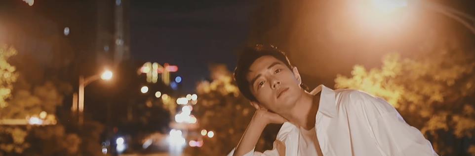 肖战|肖战工作室产出变风格，愈发会捕捉氛围感，最新视频“有感觉”