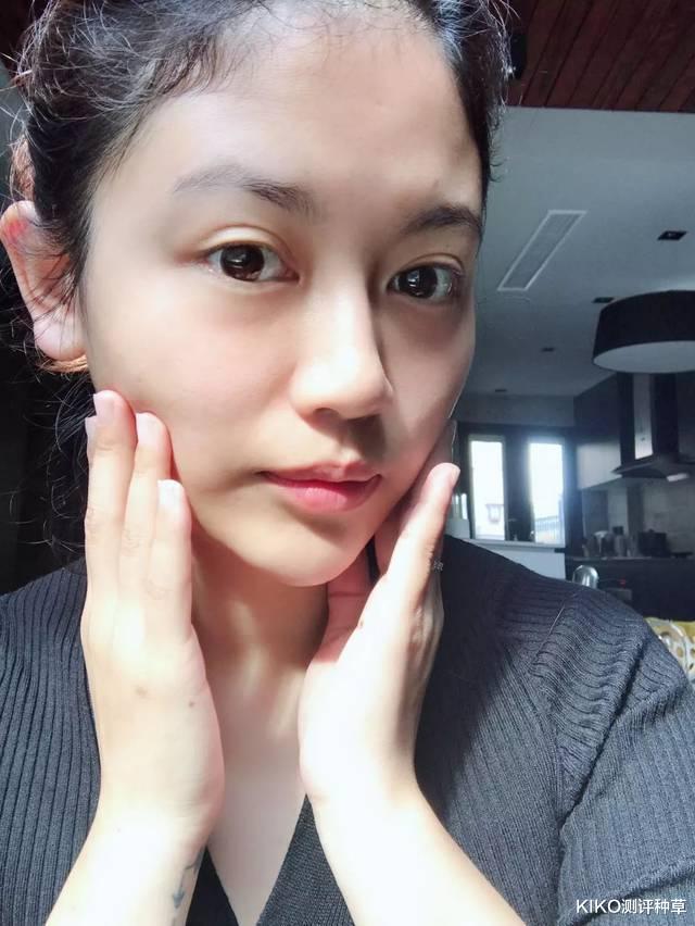 |绿茶女已经过时了，现在火的是“淡颜系美女”，巨清纯、巨好看