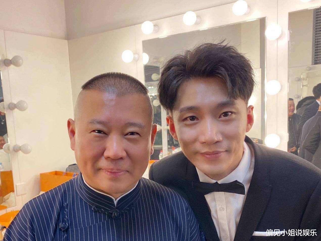 何九华|德云社烧饼的妻子，点赞何九华恋情微博，粉丝们纷纷送上祝福