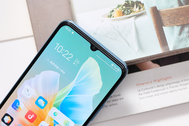 vivo|中端机能做到的自拍体验，为何旗舰机做不到？vivo S10e体验