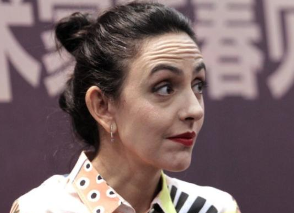 明星|刘烨的法国老婆衰老快，11岁儿子身高喜人，女儿黑卷发兼爸妈基因