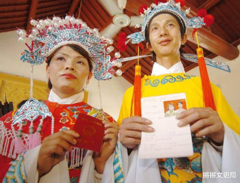 医生|浙江首位变性人雷晓晨:05年结婚,06年当“妈妈”,如今过得怎样