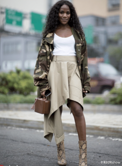 卡莉时尚show|一条半身裙=N种LOOK，入秋这么穿优雅又洋气，助你遇见更美的自己