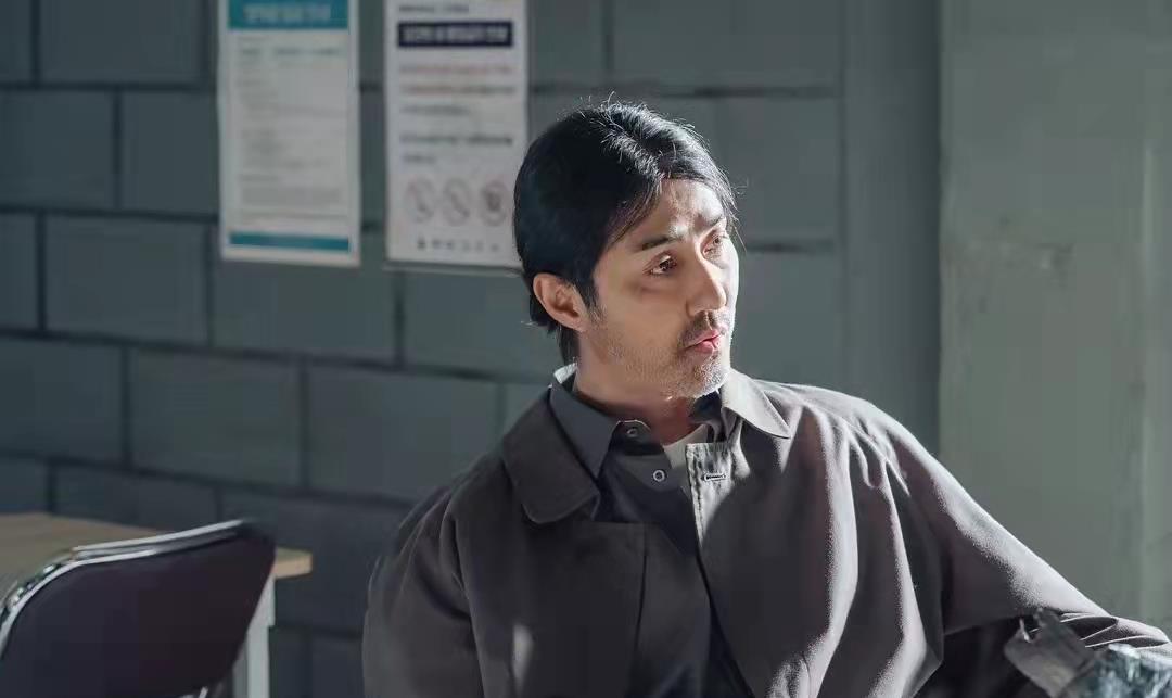 金贤秀|第1集床戏加凶杀案，金秀贤新剧看点十足，首播口碑爆棚评分8.5