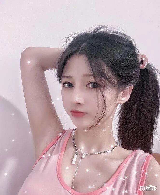 女主播|一身病扎了几十针，女主播办完周年庆停播，粉丝调侃吃相有点难看