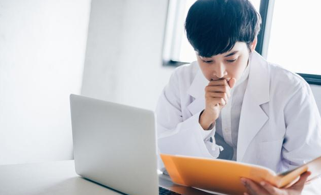 舒心|大学就业率“亮红灯”的专业，985毕业生也难找工作，谨慎报考