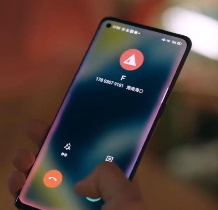 女心理师|《女心理师》细节中的细节，竟存在两个F，詹璐的手表调快5分钟