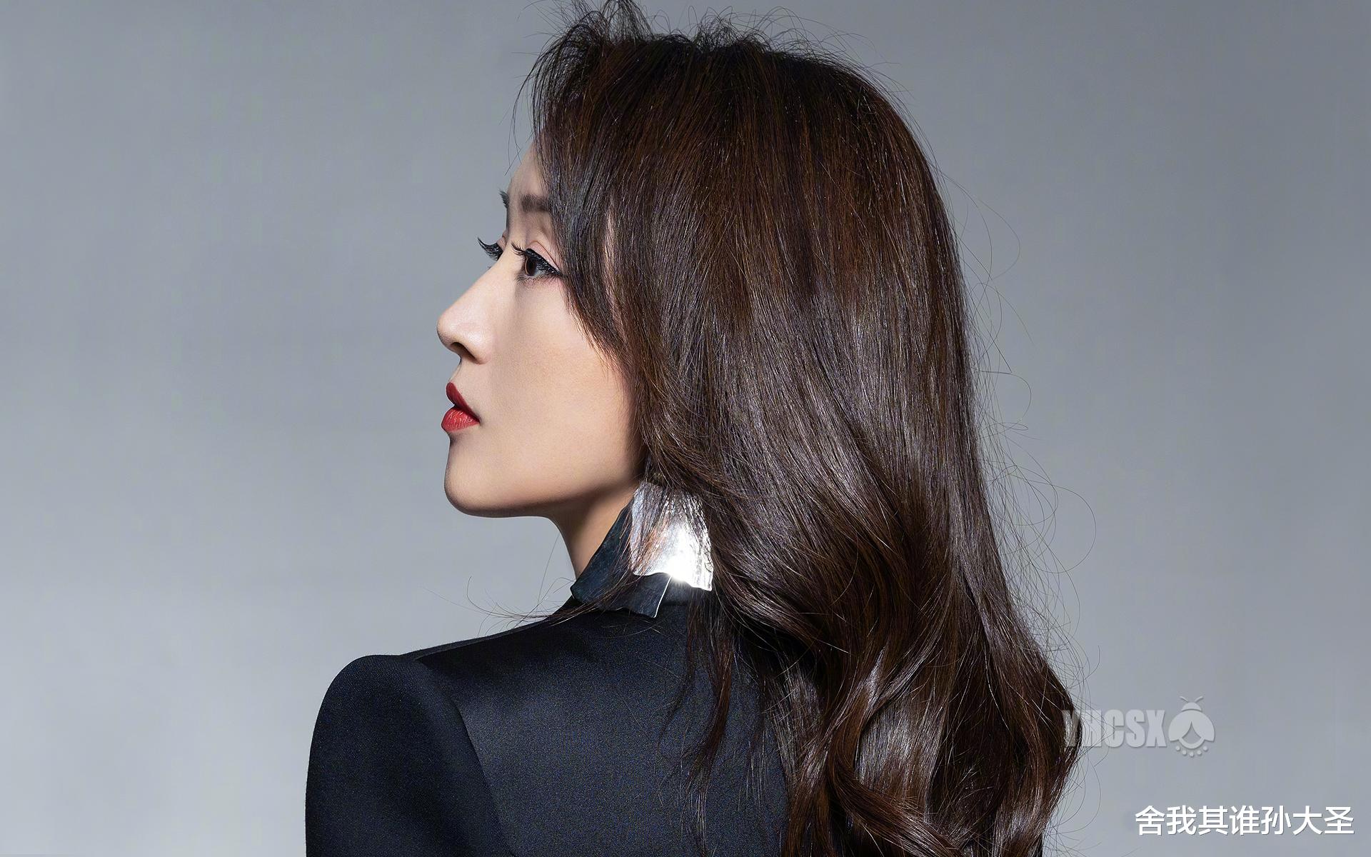 杨钰莹|杨钰莹《浪姐》2谈爱情观，巧用比喻彰显强大独立性，众姐姐愕然