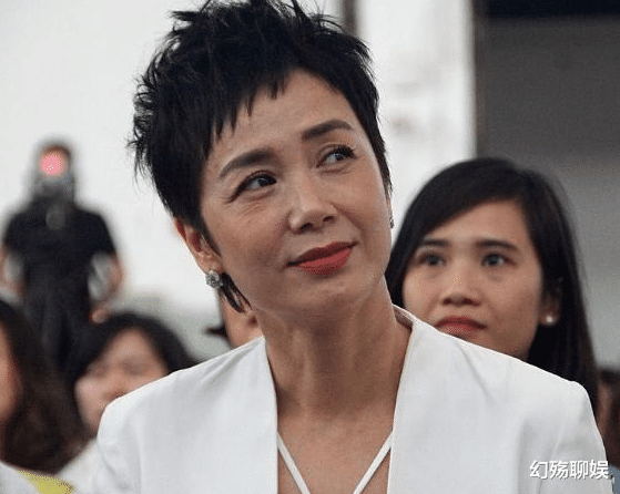 蒋雯丽|结婚30年，顾长卫绯闻不断，蒋雯丽的报复让他有苦说不出