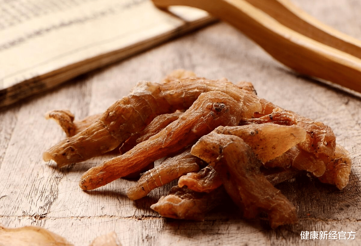 健康新经官方 多家医院列入黑名单的1种菜，堪称“烂肝王”，提醒父母尽量远离