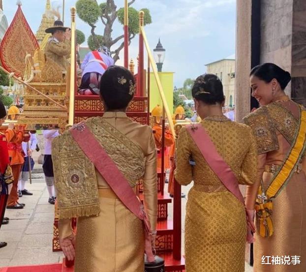 诗妮娜|泰王度假海报藏玄机，诗妮娜主仆缔结联盟，苏提达翻盘机会渺茫