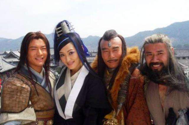 李莫愁|她被称为最性感李莫愁，一颦一笑令人着迷，如今52岁韵味抑制不住！