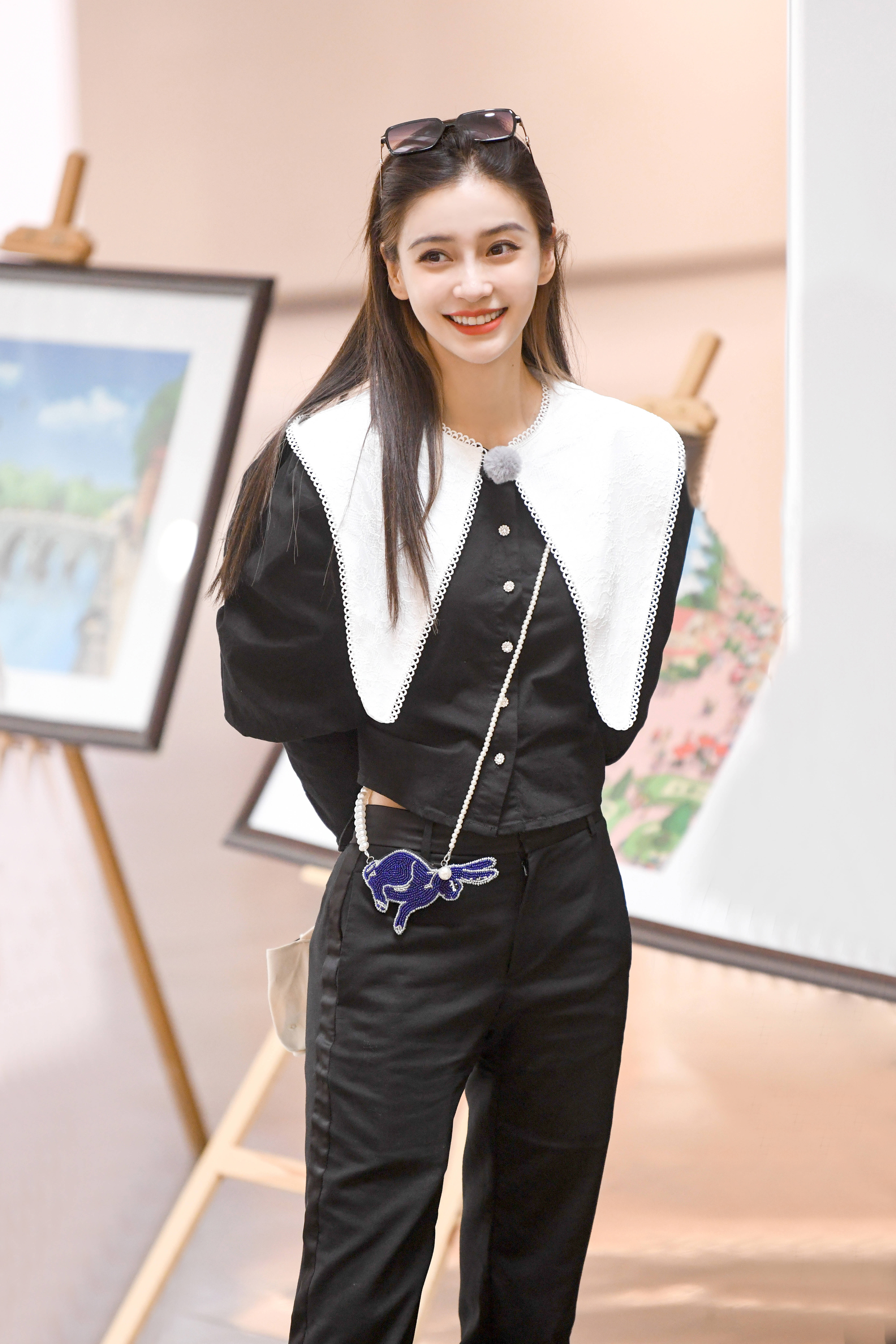 Angelababy|黄晓明直言，angelababy可以和任何男演员拍吻戏，只有他不可以