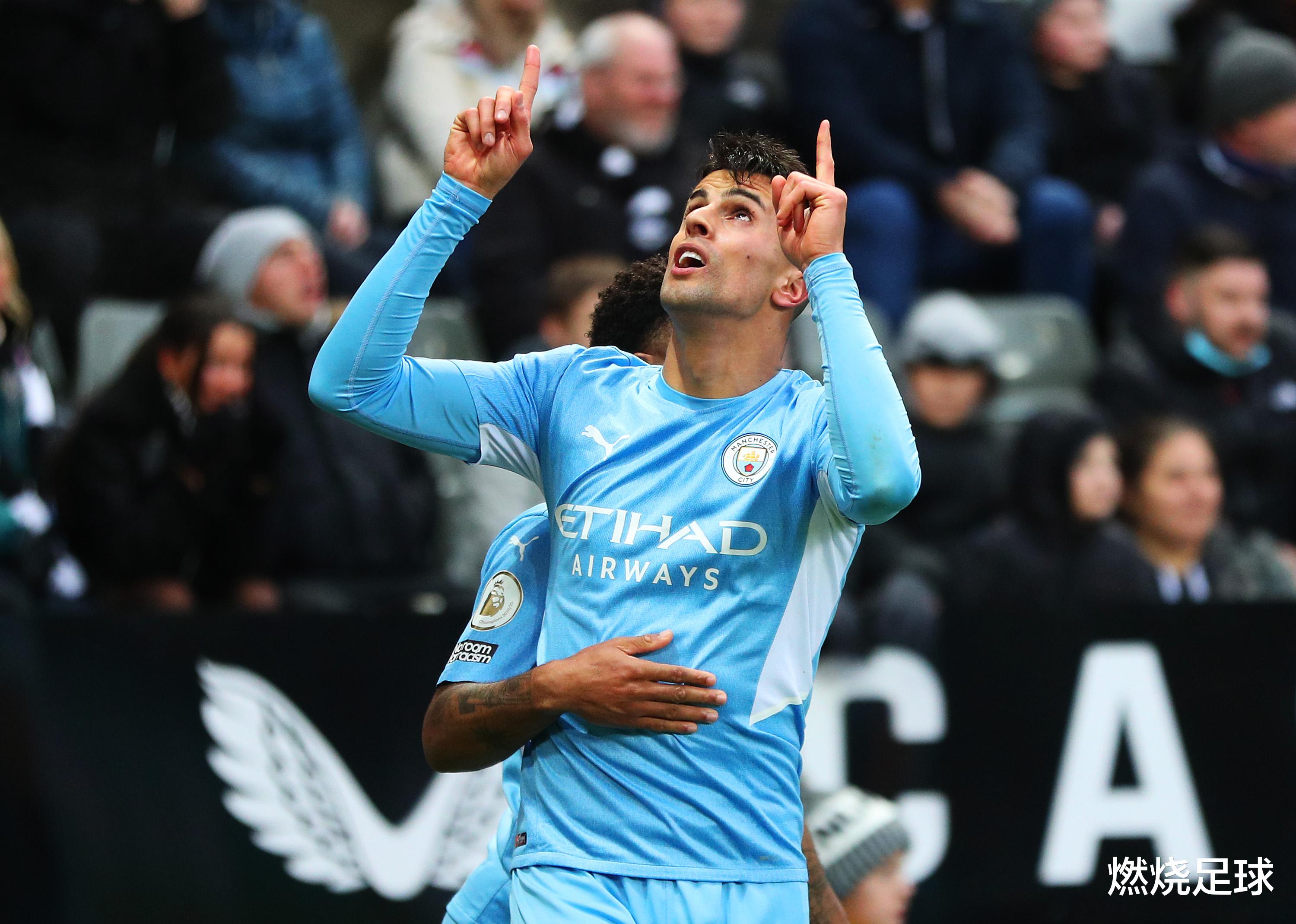 英超|4-0！曼城8连胜领跑英超，瓜迪奥拉不讲武德，4300亿土豪又输了