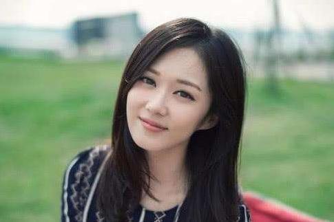 笔尖下的有趣人生 32岁女孩找男友，先帮我还信用卡，再谈爱情，男人：我不傻