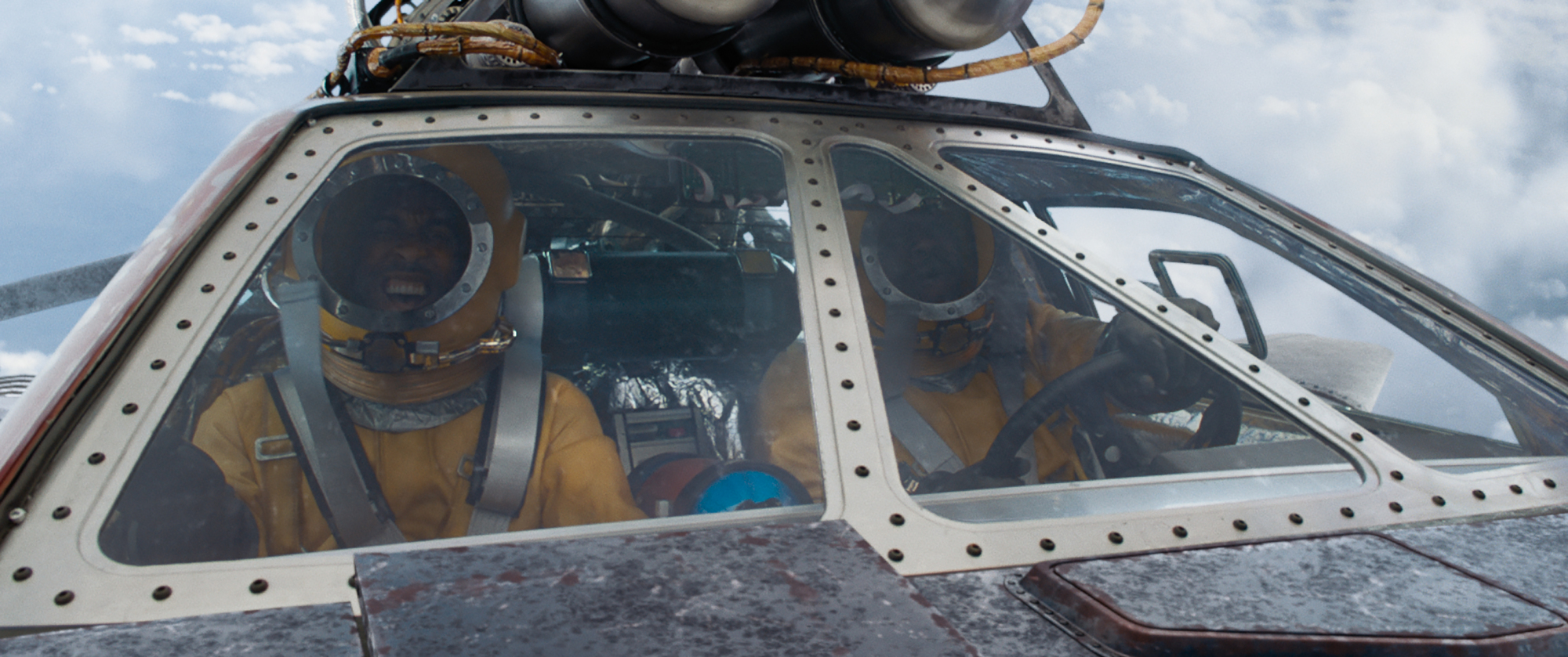 好莱坞|中国观众打出5.5分的烂片，北美观众当成宝，3天4.5亿夺票房第一